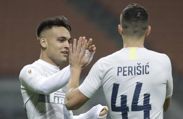  国米锋霸劳塔罗双响，打破意甲连续进球纪录  