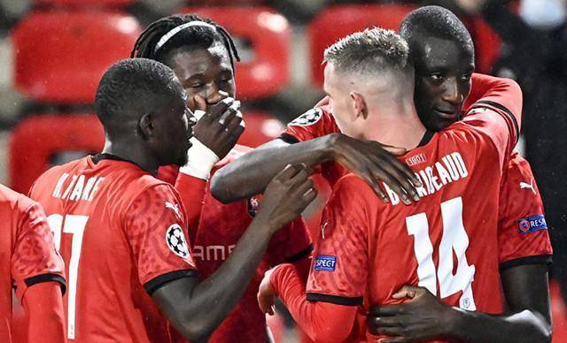  法甲史上首次出现三队同分领头羊  